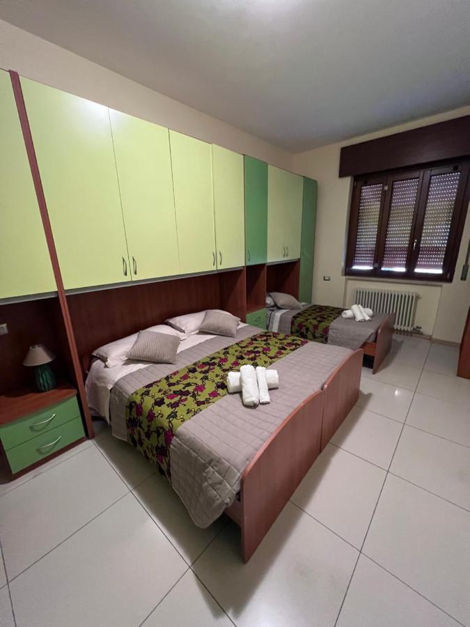 Stay In Style - Vibrant Condo In San Giovanni Lupatoto Exterior photo