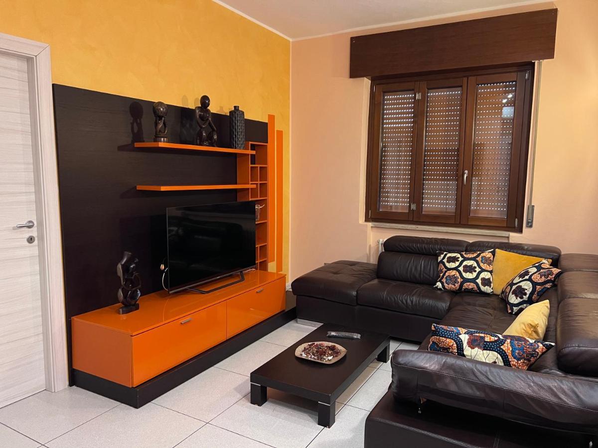 Stay In Style - Vibrant Condo In San Giovanni Lupatoto Exterior photo